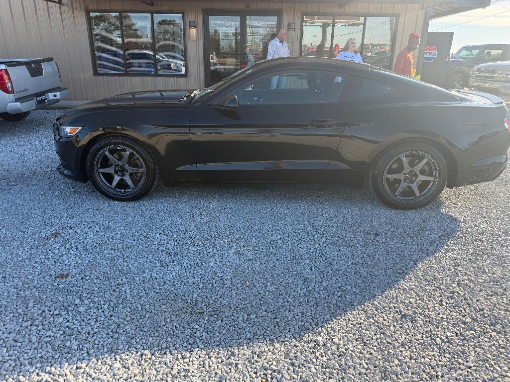 2017 Ford Mustang EcoBoost