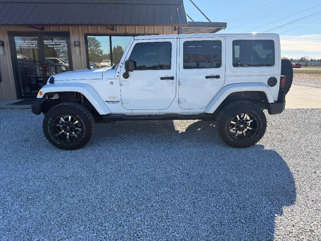 2015 Jeep Wrangler Unlimited Sahara's photo