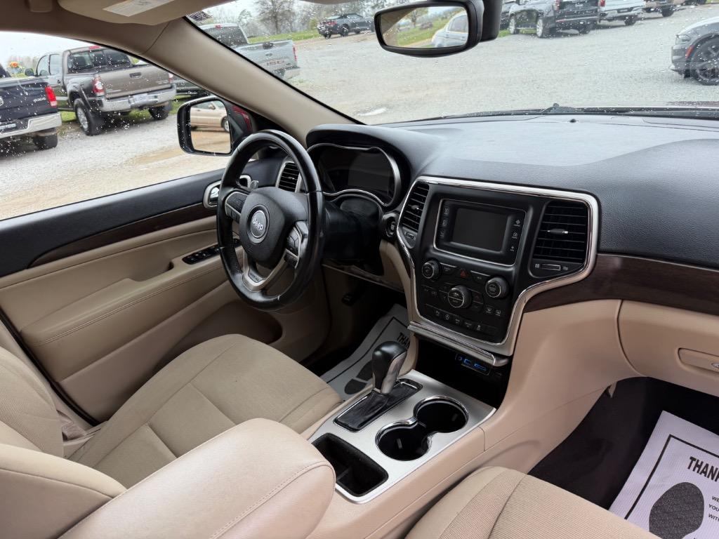 2017 Jeep Grand Cherokee Laredo E - Photo 12