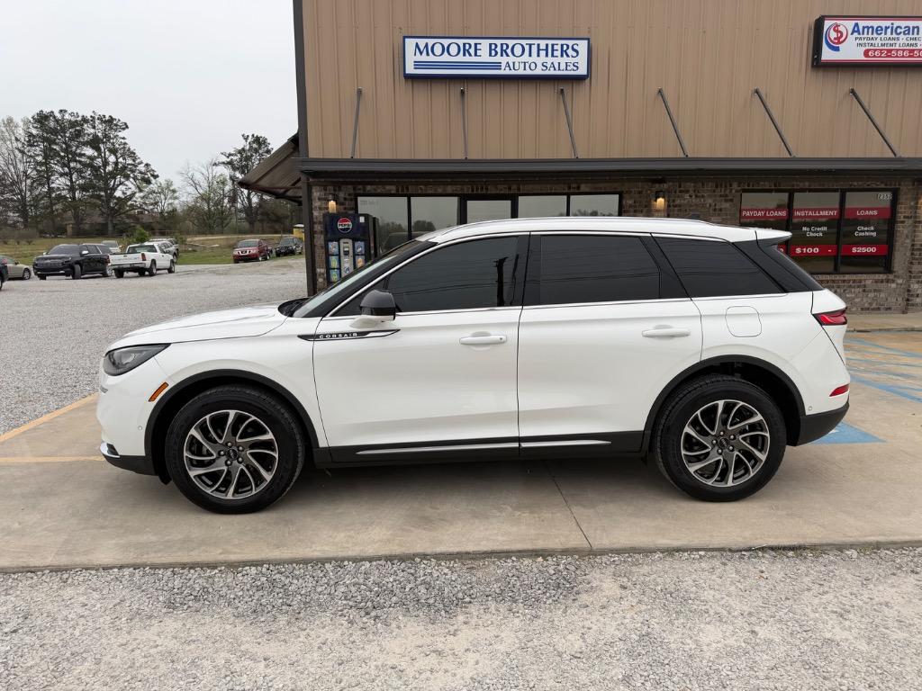 2020 Lincoln Corsair Base