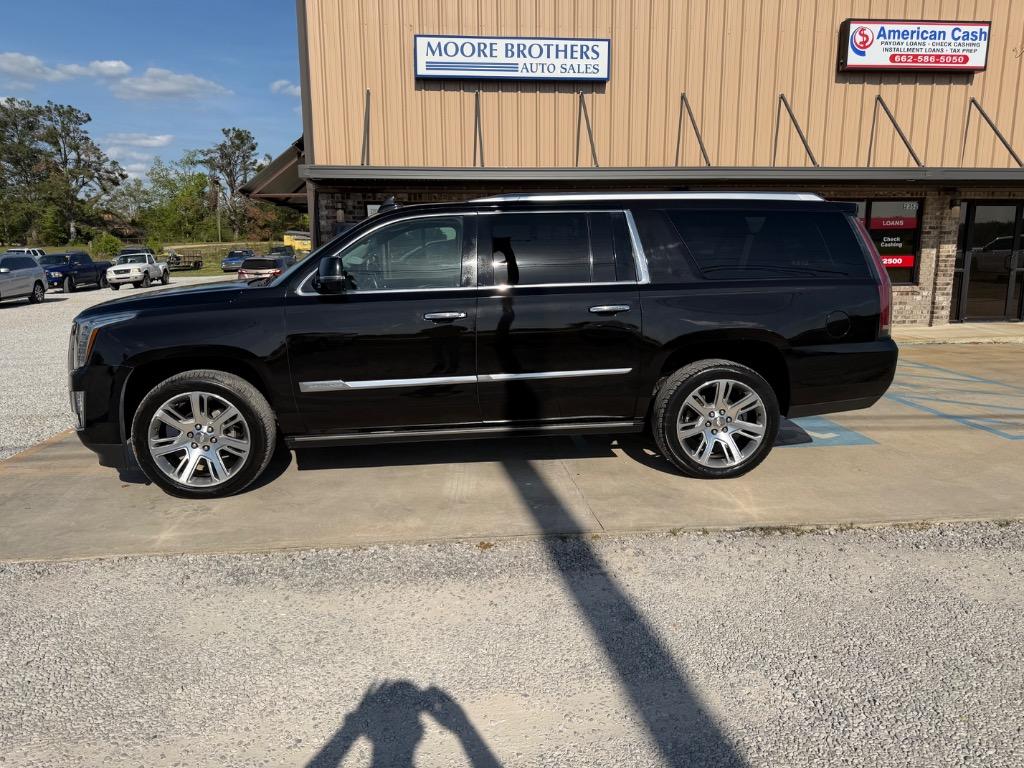 2015 Cadillac Escalade ESV 2WD Premium's photo